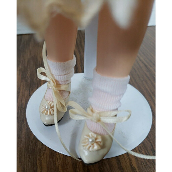 Dark Haired Blue Eyed Girl in Yellow Spring Dress 14 Inch Doll - Picture 6 of 6